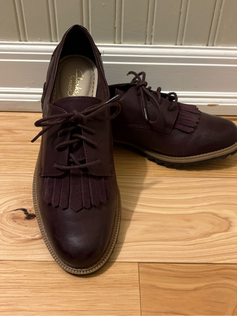Clarks Somerset Griffin Mabel Kiltie Leather Oxfords Sz 9 Comfort Burgundy NWOB
